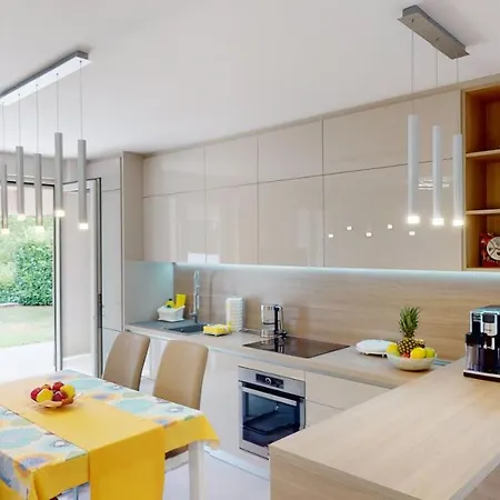 Design Apartment Emerald Viskovo Exterior photo