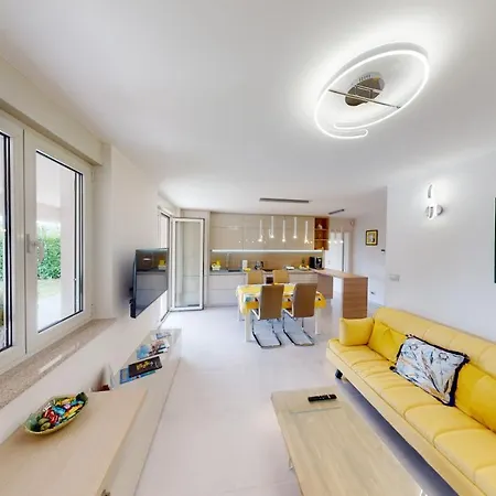Design Apartment Emerald Viskovo Exterior photo