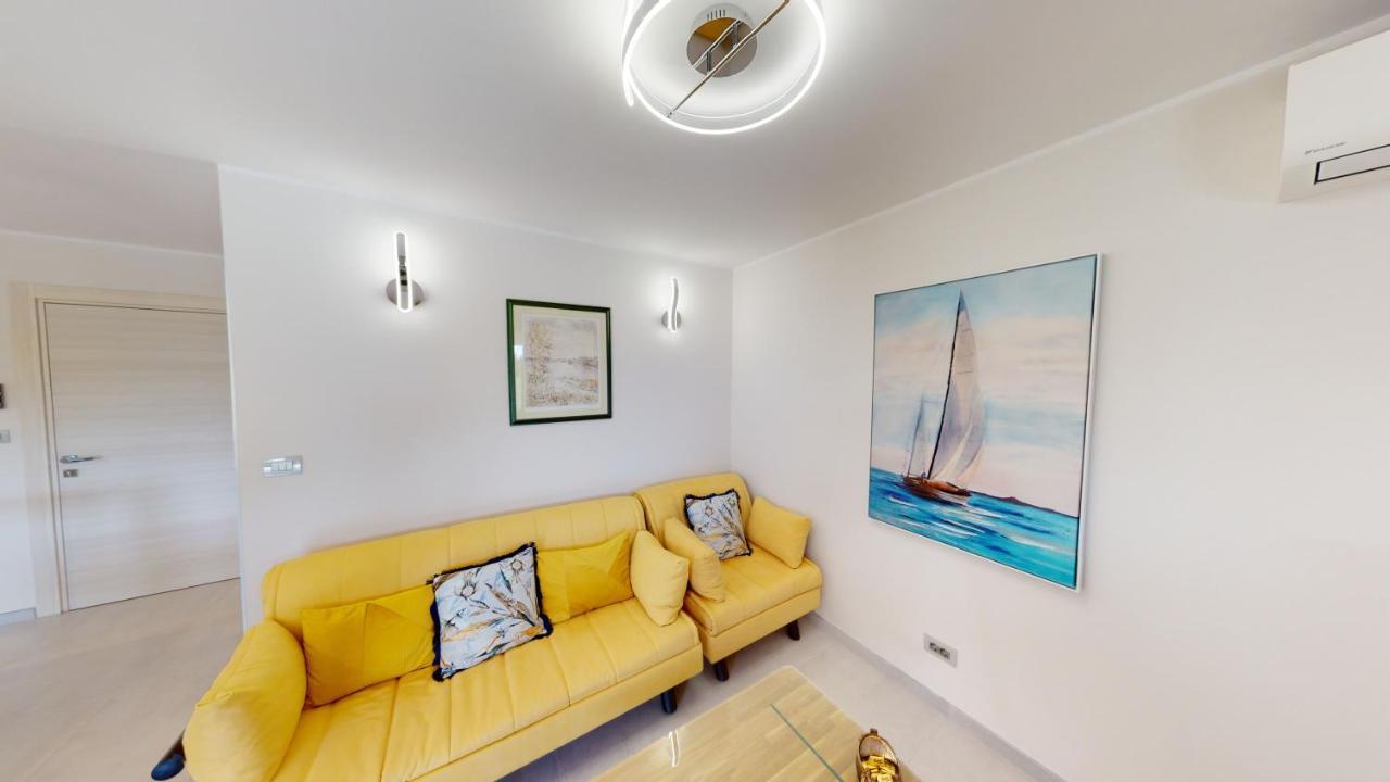Apartment Design Emerald