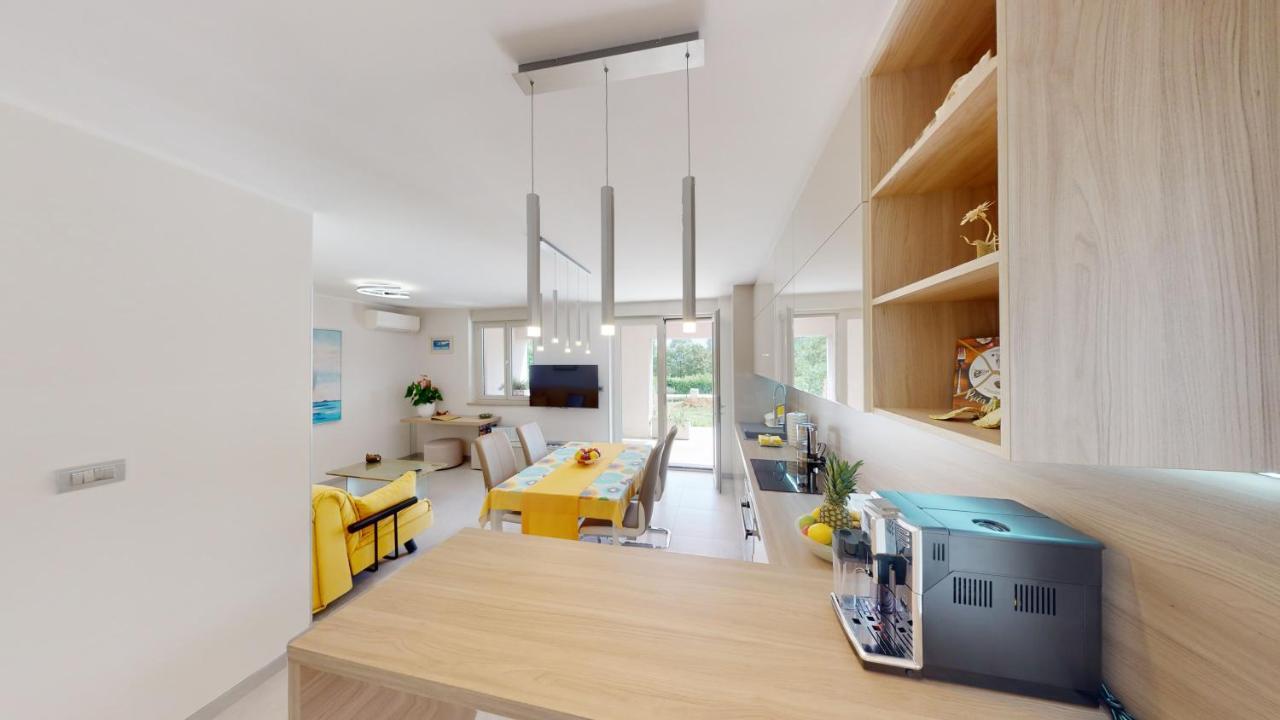 Apartment Design Emerald Viskovo