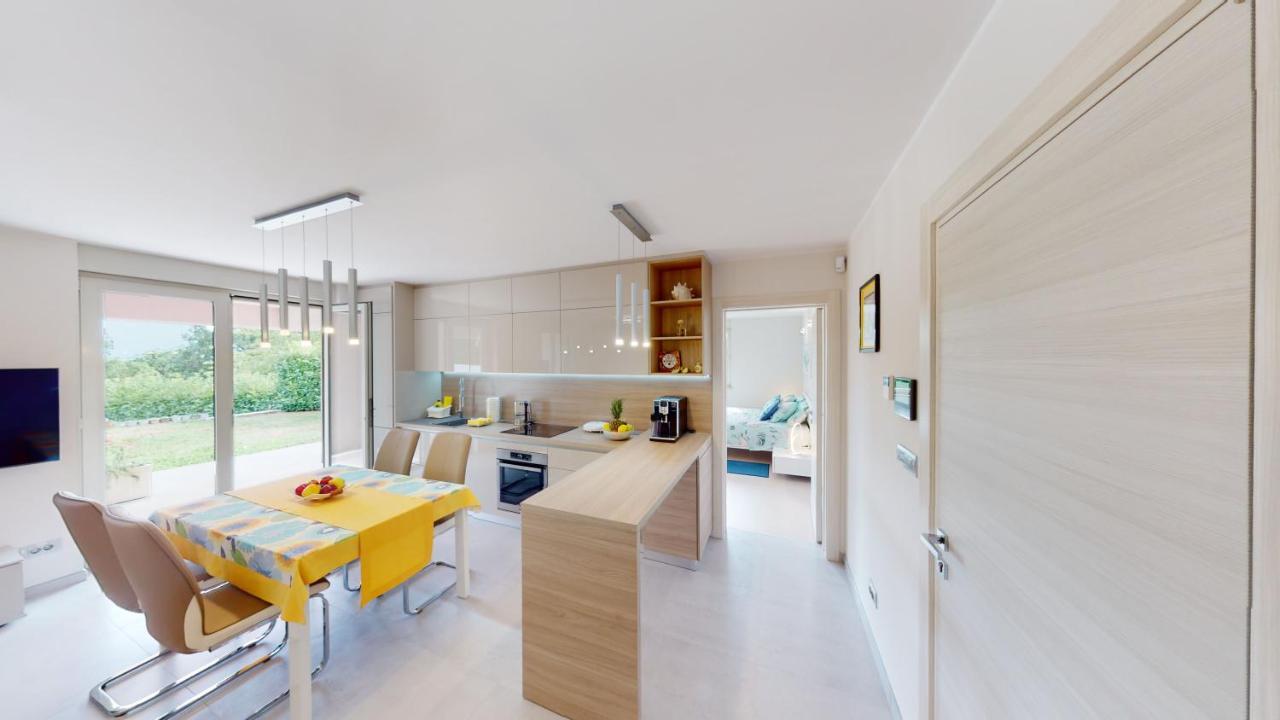 Apartment Design Emerald Viskovo