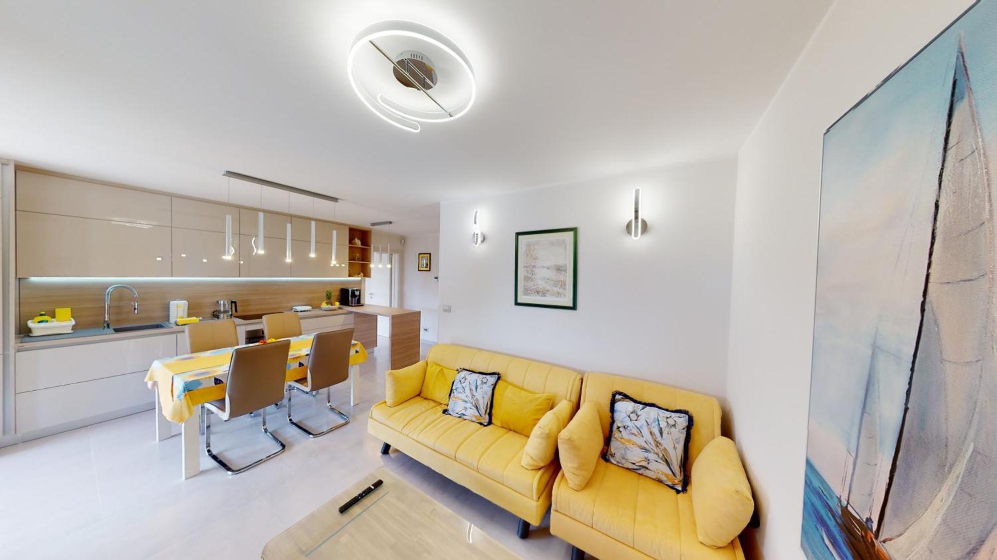 Apartment Design Emerald *